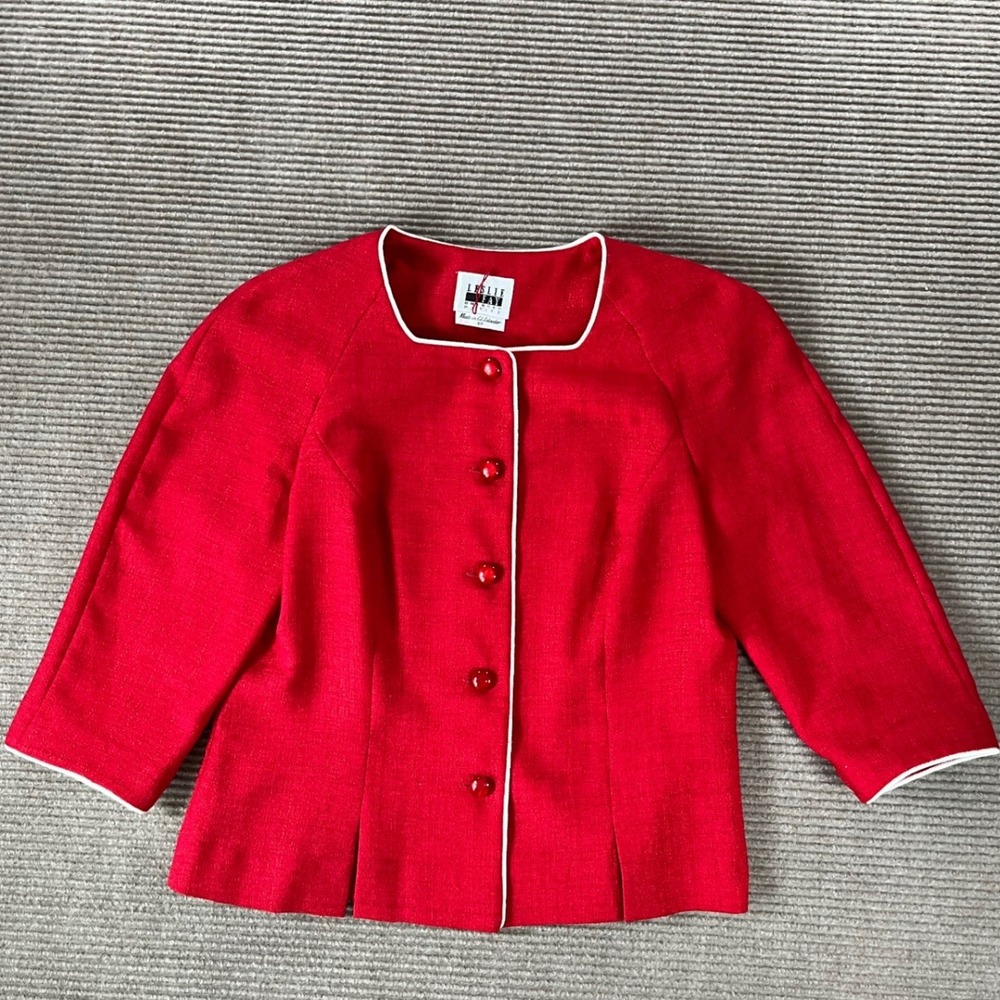 Leslie Fay Petite Red Textured Blazer VINTAGE White Piping Button Front 8P
